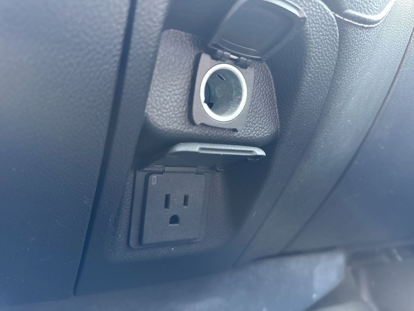 Thumbnail: 2015 GMC Sierra 1500 - 34