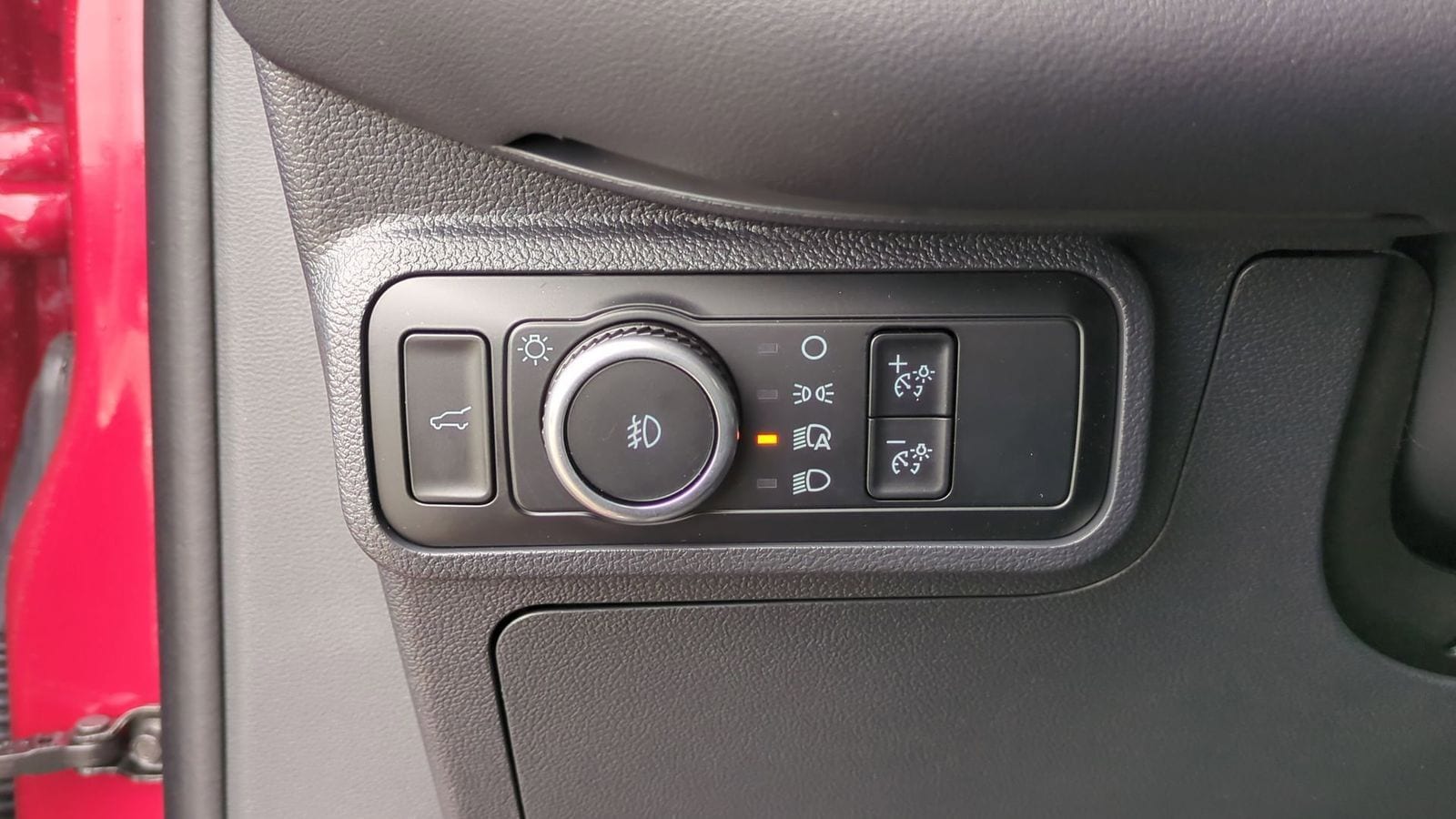 2025 Ford Explorer ST 16