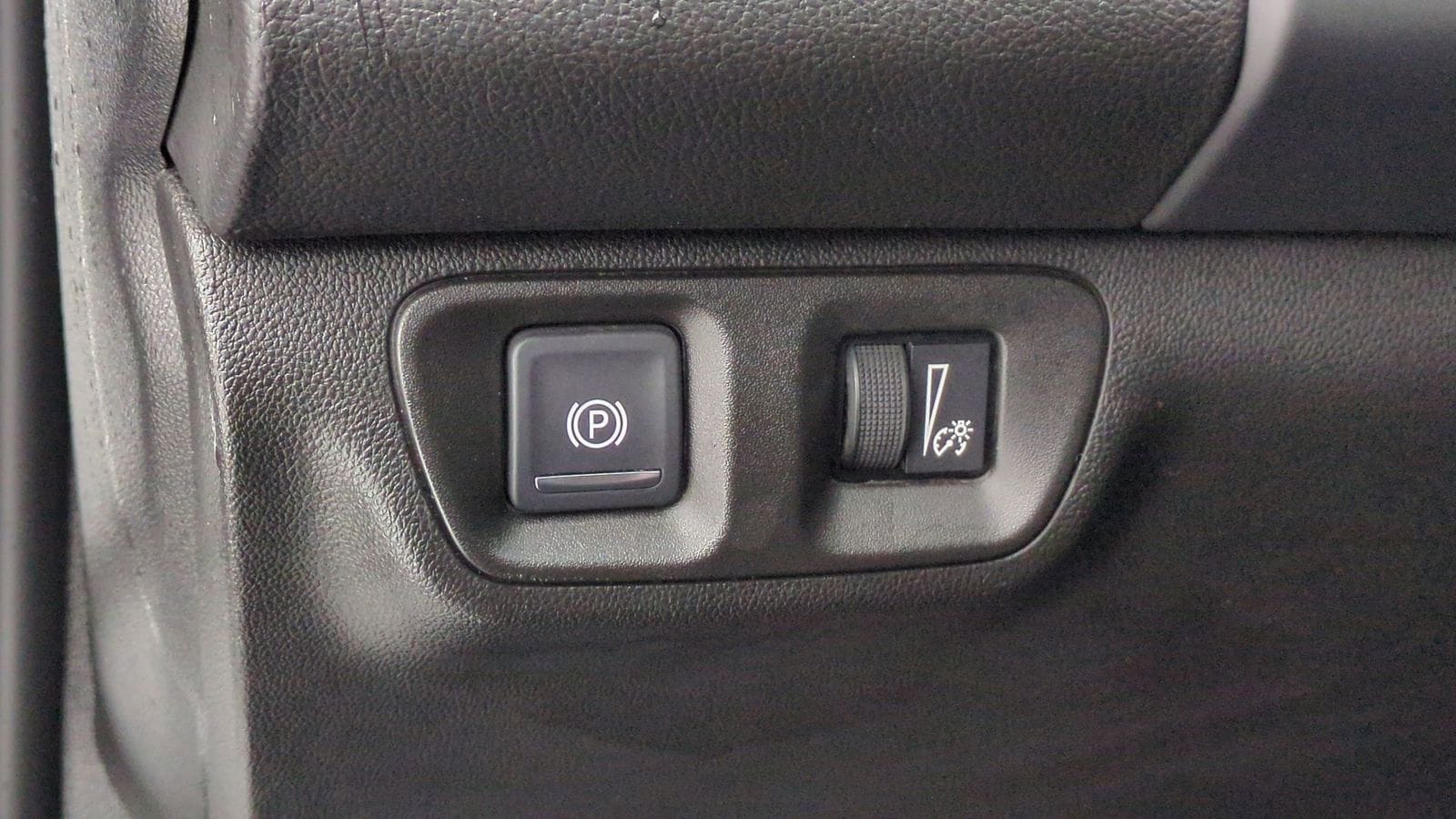 Thumbnail: 2020 GMC Acadia - 18