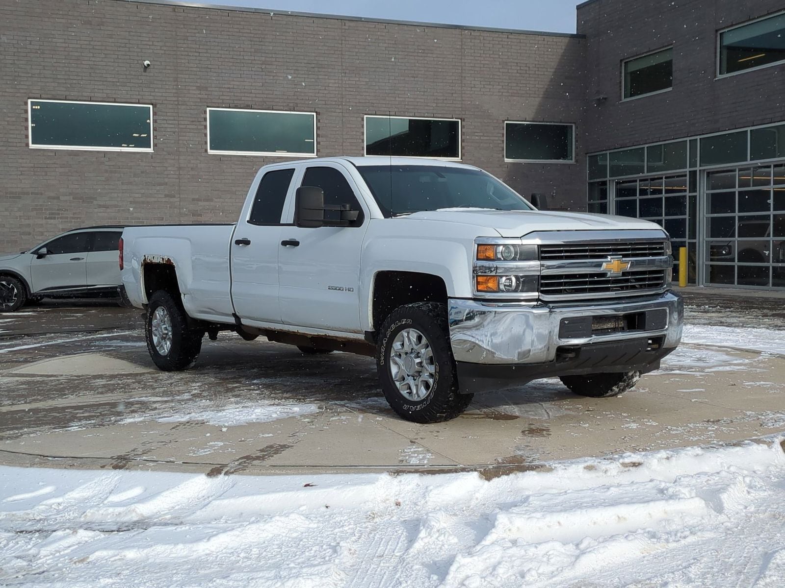 Thumbnail: 2017 Chevrolet Silverado 2500 - 10