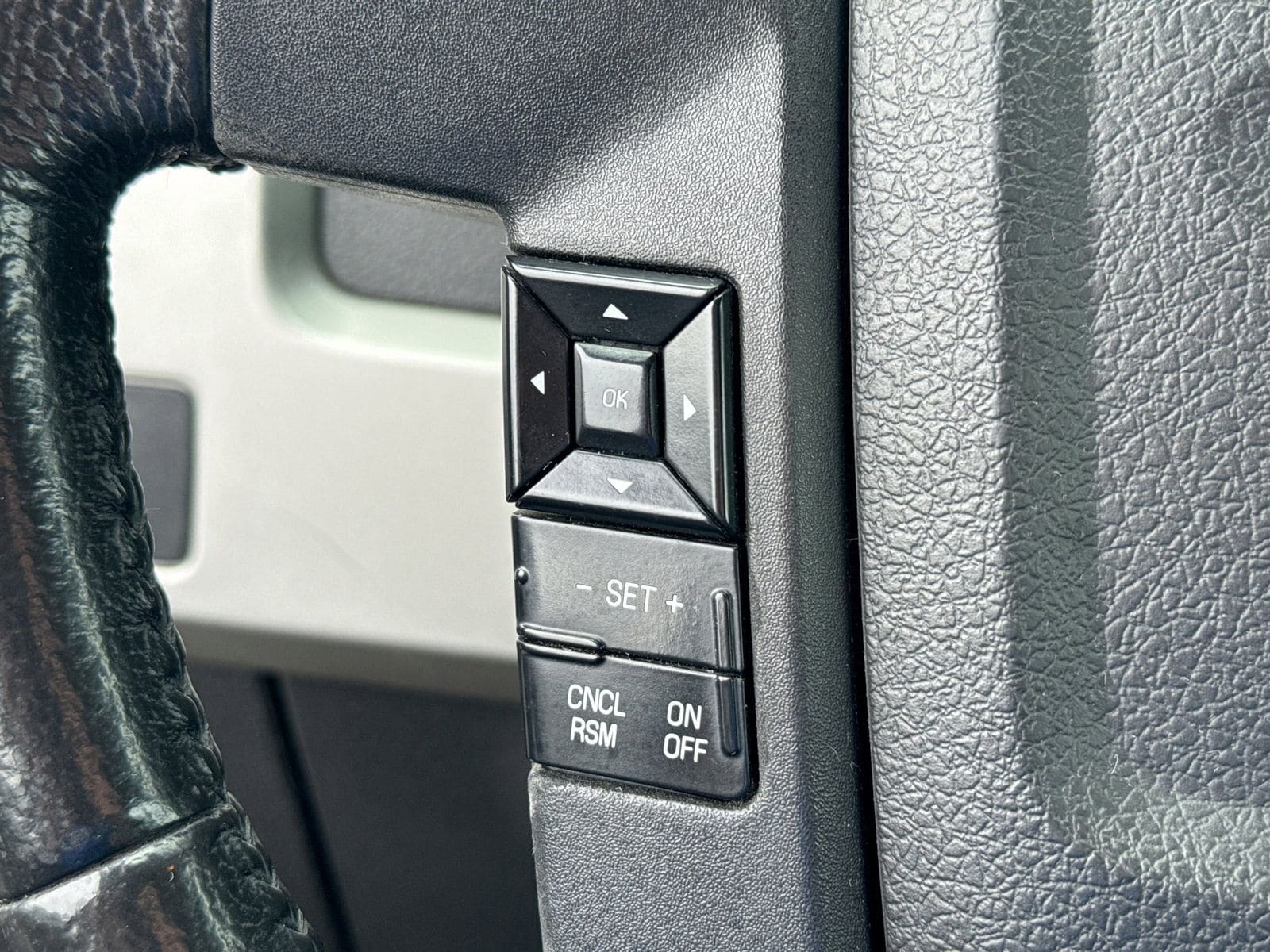 Thumbnail: 2011 Ford F-150 - 24
