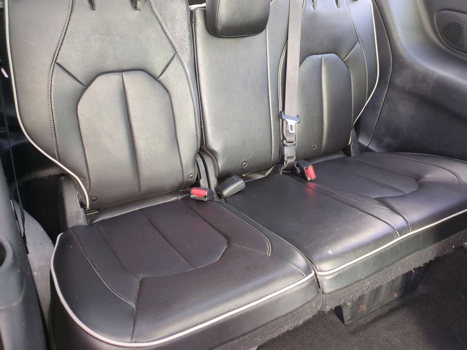 Thumbnail: 2019 Chrysler Pacifica - 29