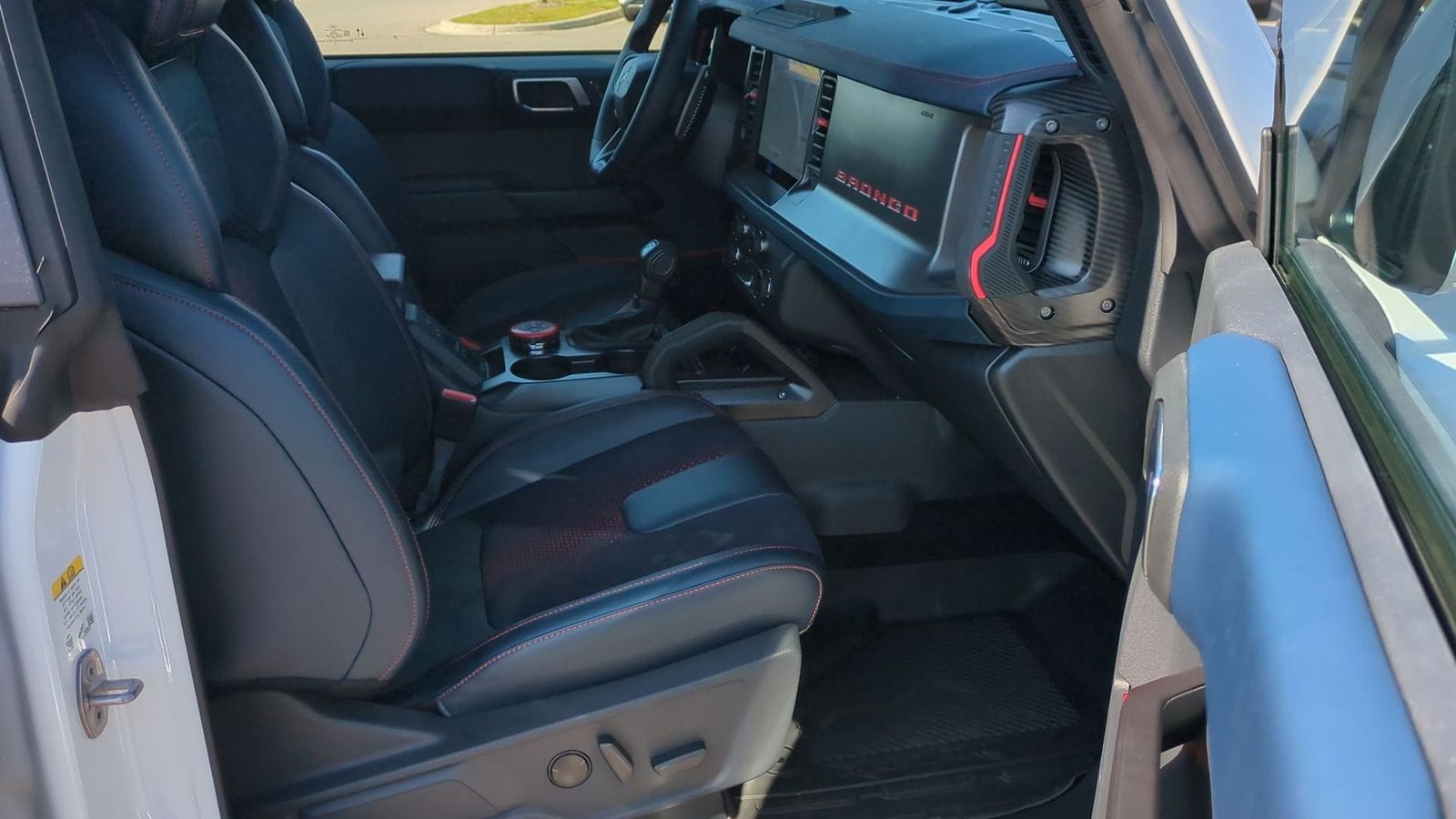 Thumbnail: 2025 Ford Bronco - 23