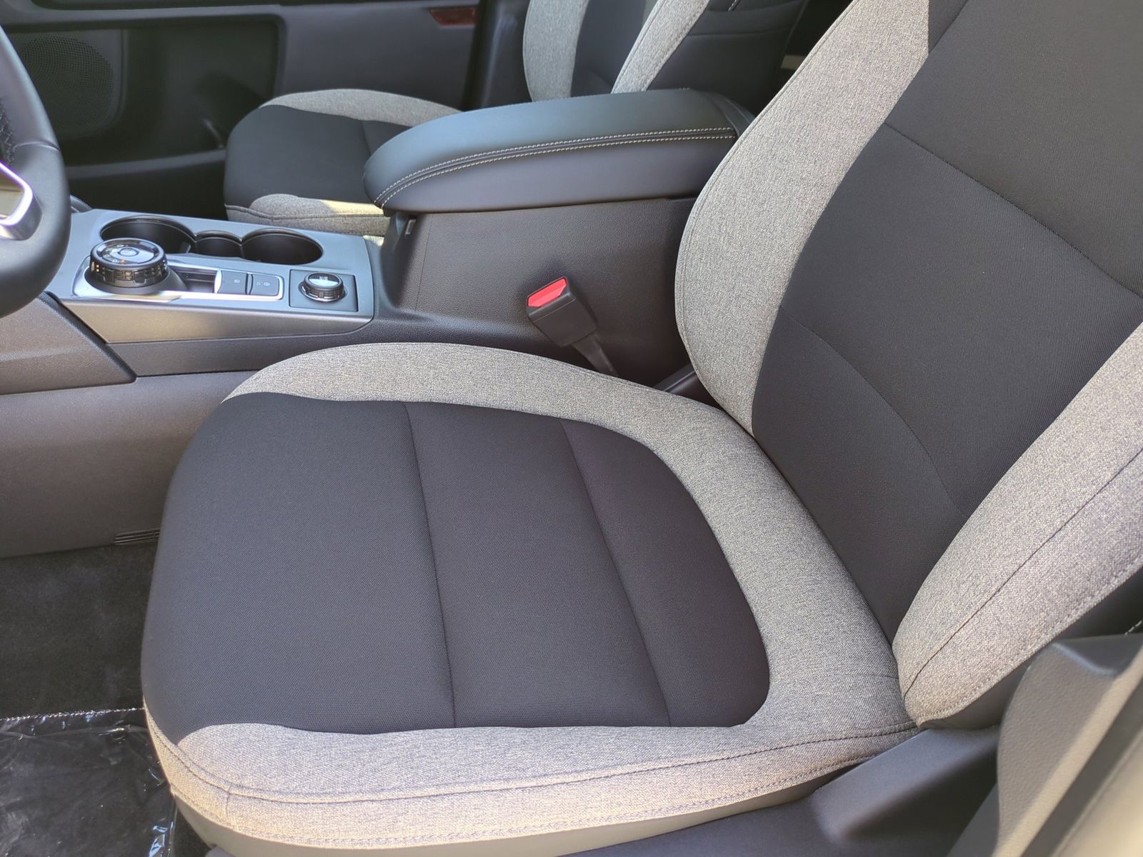 Thumbnail: 2025 Ford Bronco Sport - 16