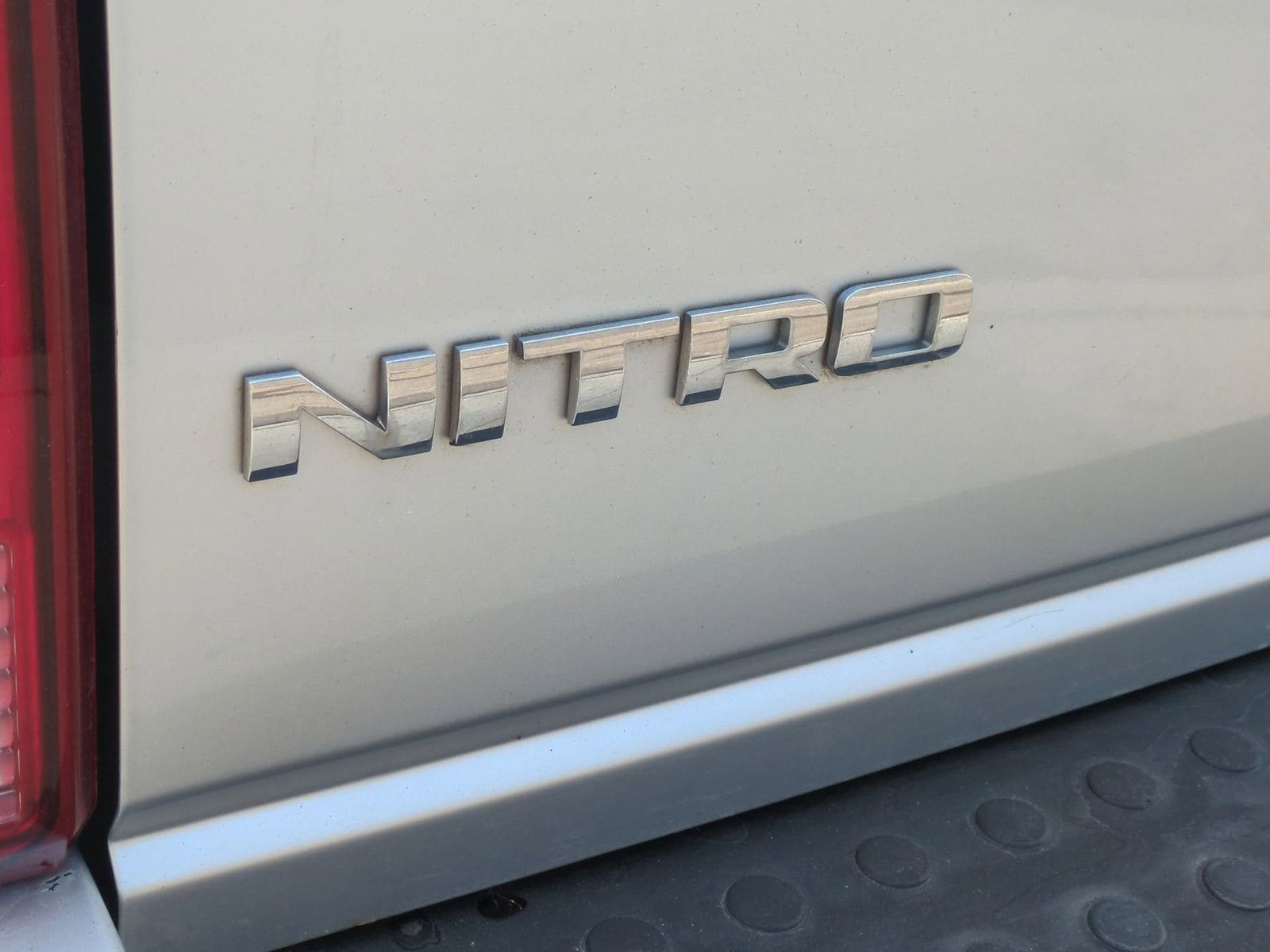 Thumbnail: 2007 Dodge Nitro - 13