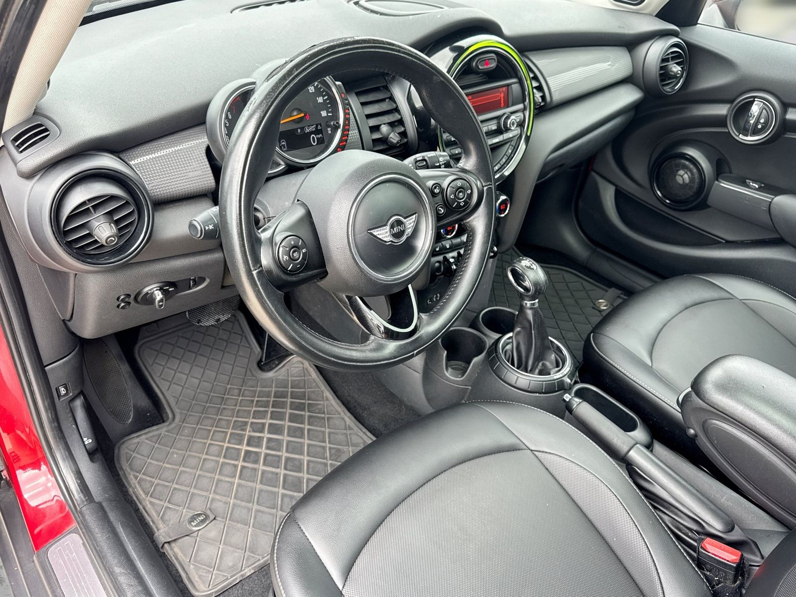 Used 2015 MINI Cooper Base with VIN WMWXS5C55FT830426 for sale in Ferndale, MI
