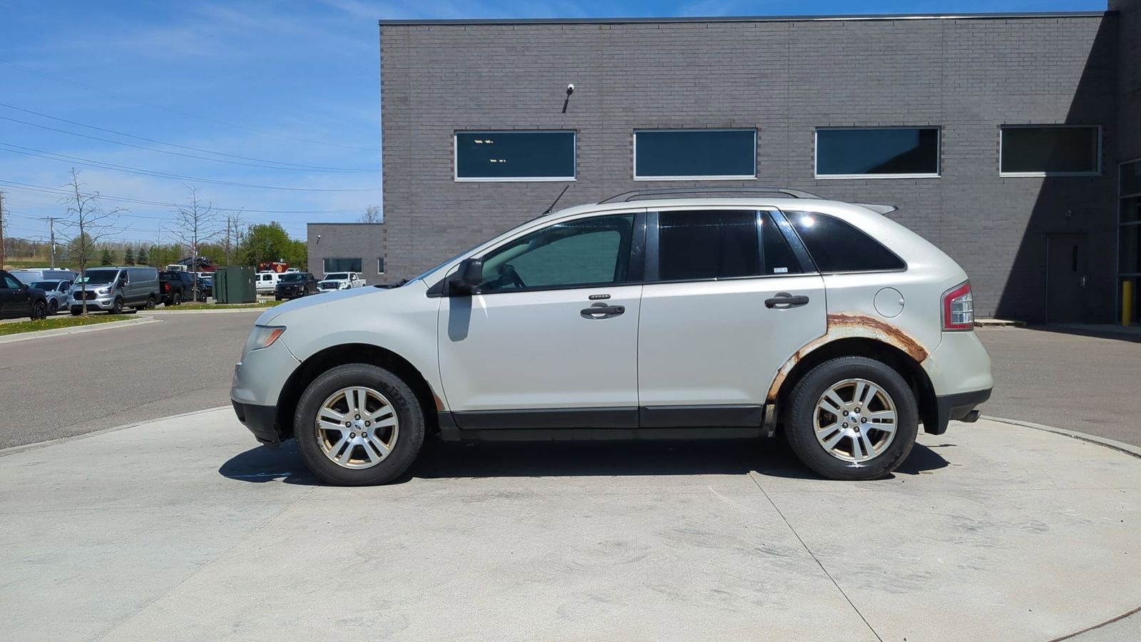 Used 2007 Ford Edge SE with VIN 2FMDK36C57BA94539 for sale in Washington, MI