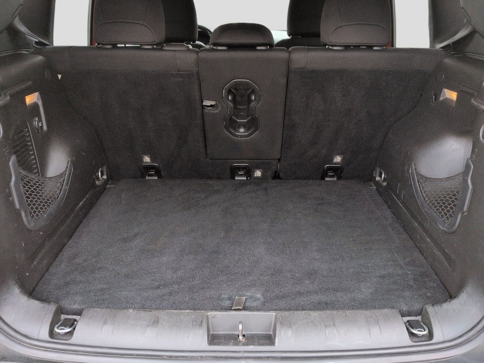 Thumbnail: 2017 Jeep Renegade - 39