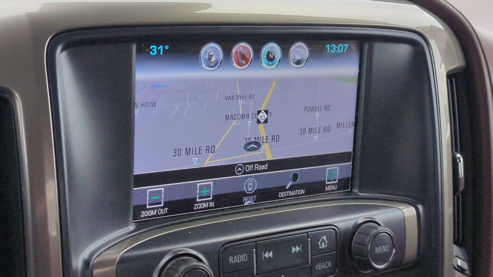 Thumbnail: 2017 Chevrolet Silverado 1500 - 33