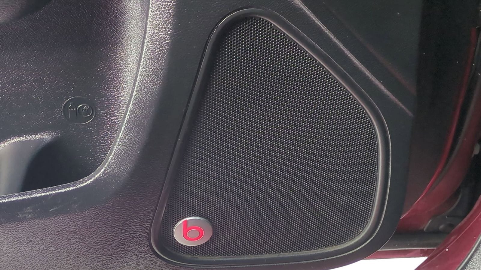 Thumbnail: 2018 Dodge Charger - 36