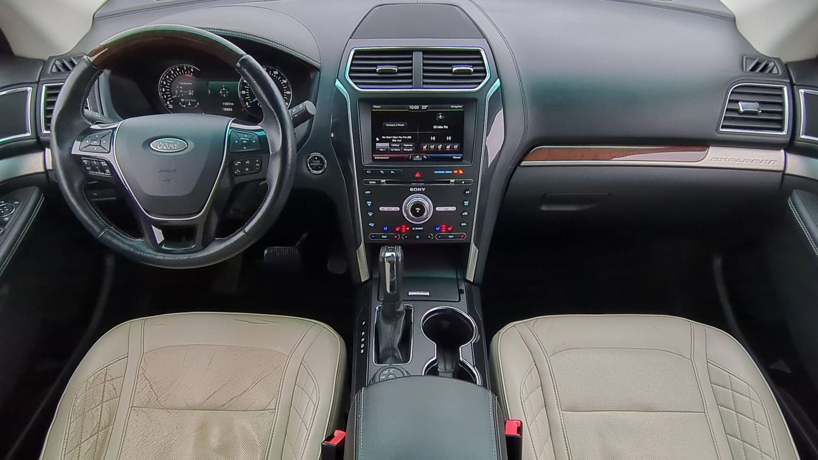 Thumbnail: 2016 Ford Explorer - 15