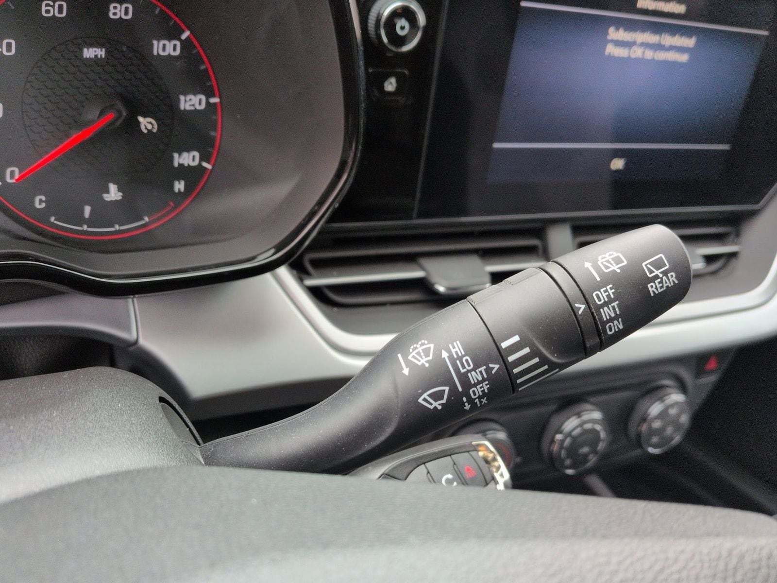 Thumbnail: 2024 Chevrolet Trax - 28