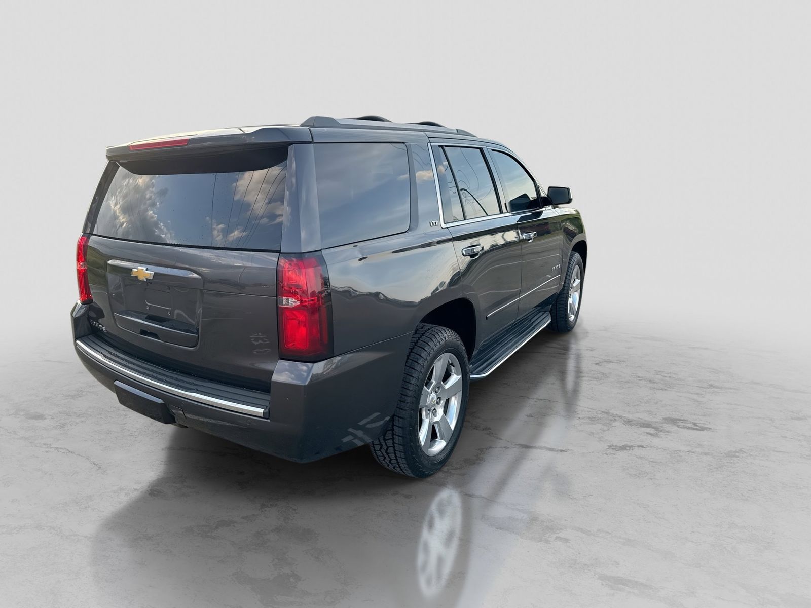 Thumbnail: 2015 Chevrolet Tahoe - 7