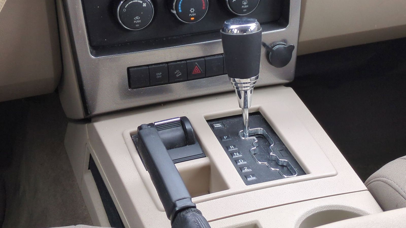 Thumbnail: 2009 Jeep Liberty - 24