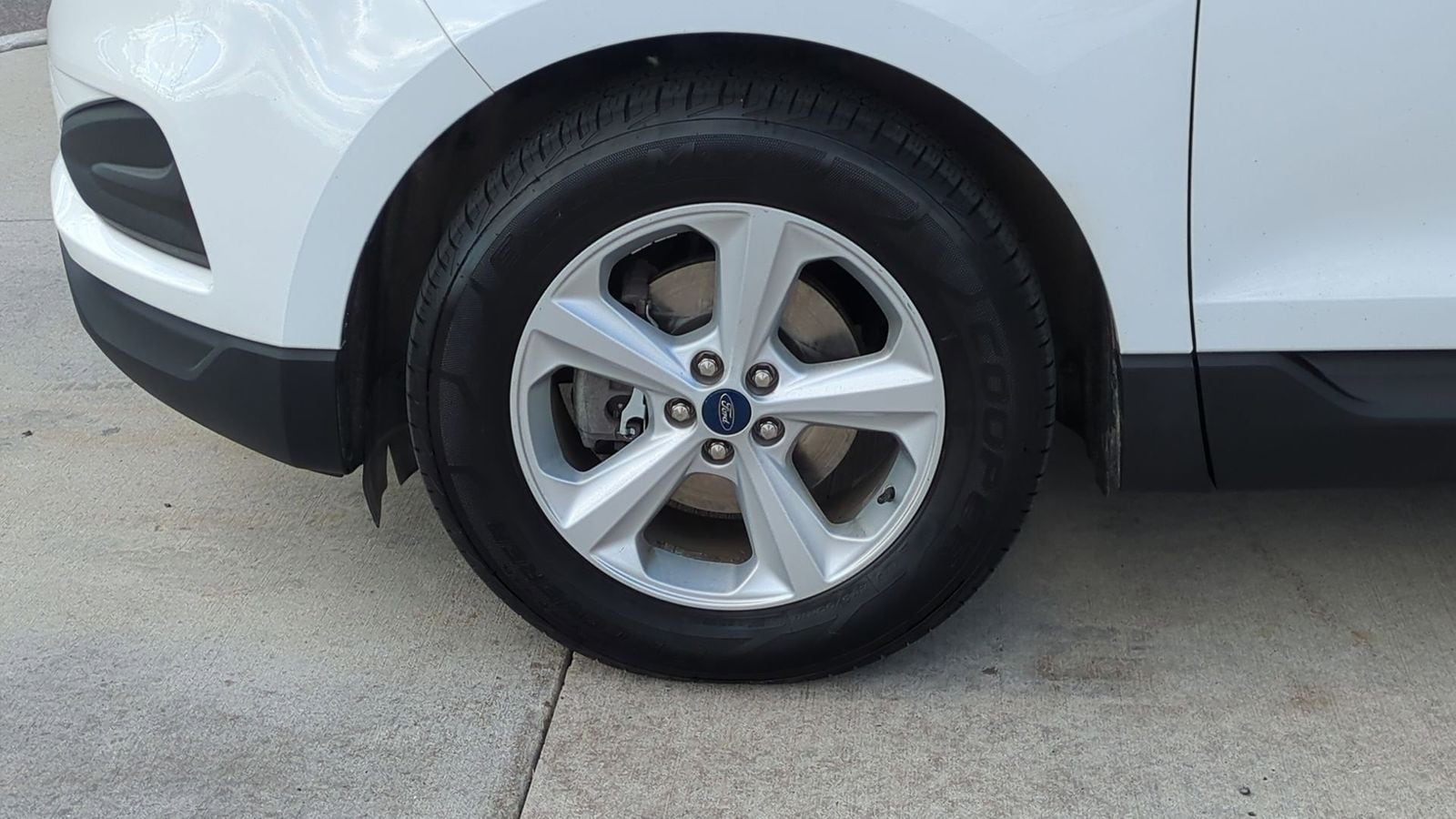 Thumbnail: 2020 Ford Edge - 13