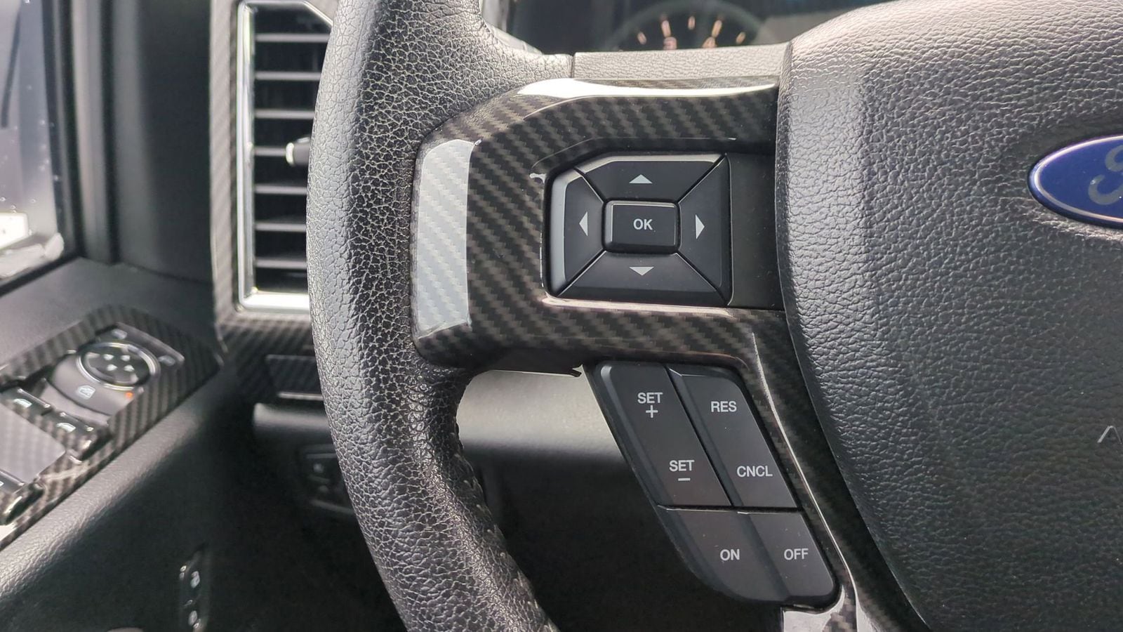 Thumbnail: 2016 Ford F-150 - 28