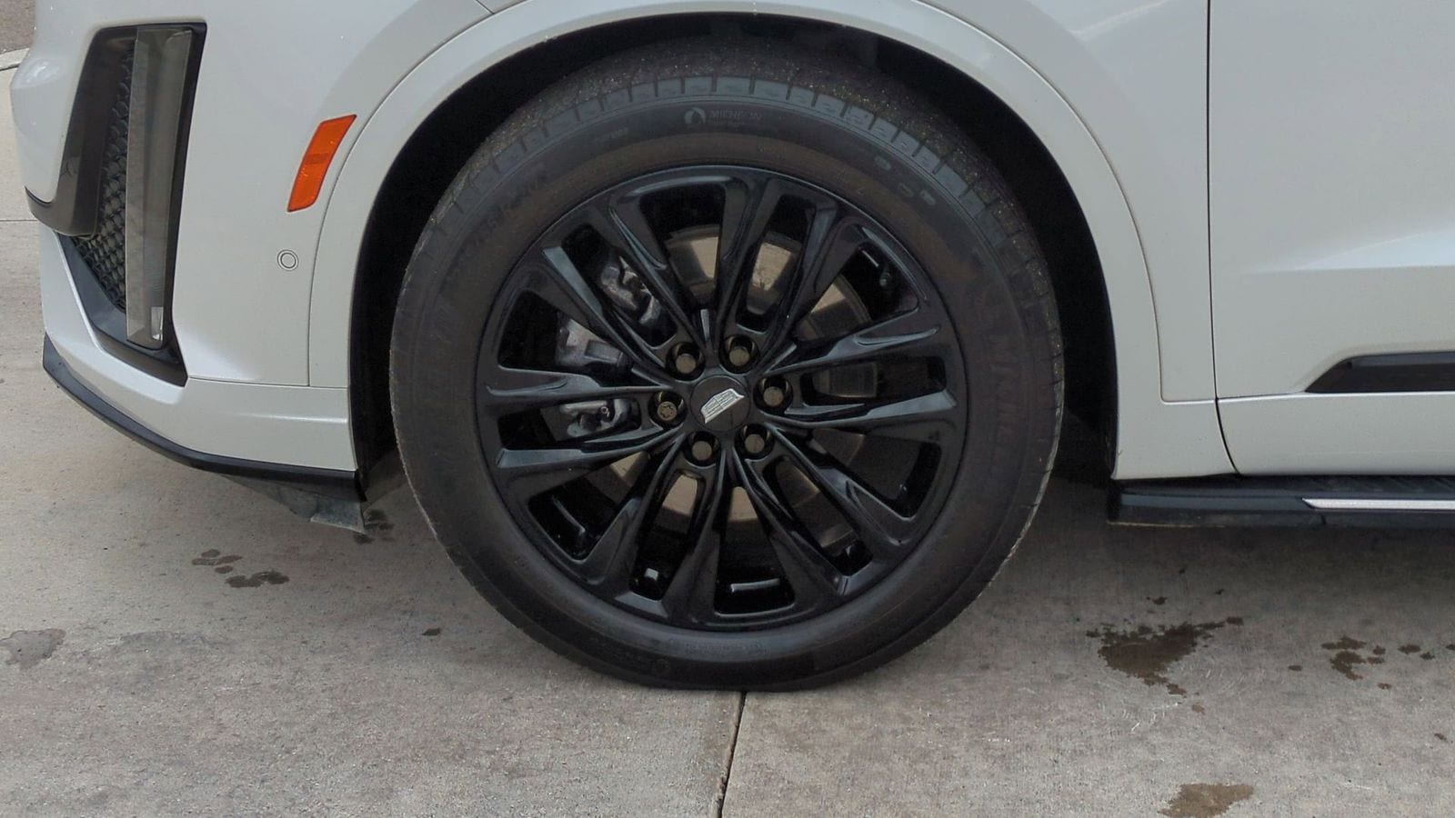 Thumbnail: 2021 Cadillac XT6 - 13