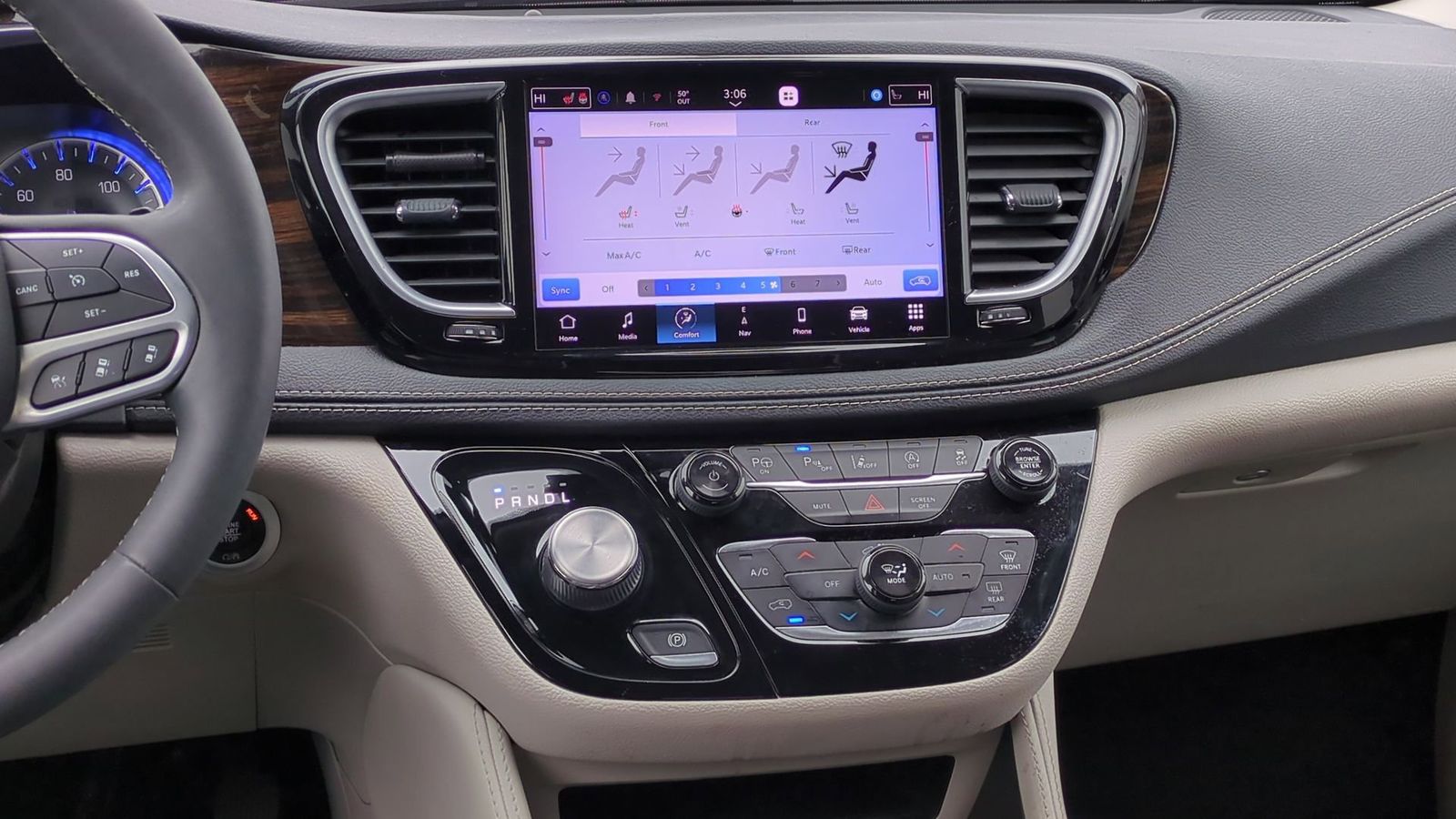 2022 Chrysler Pacifica Limited 31