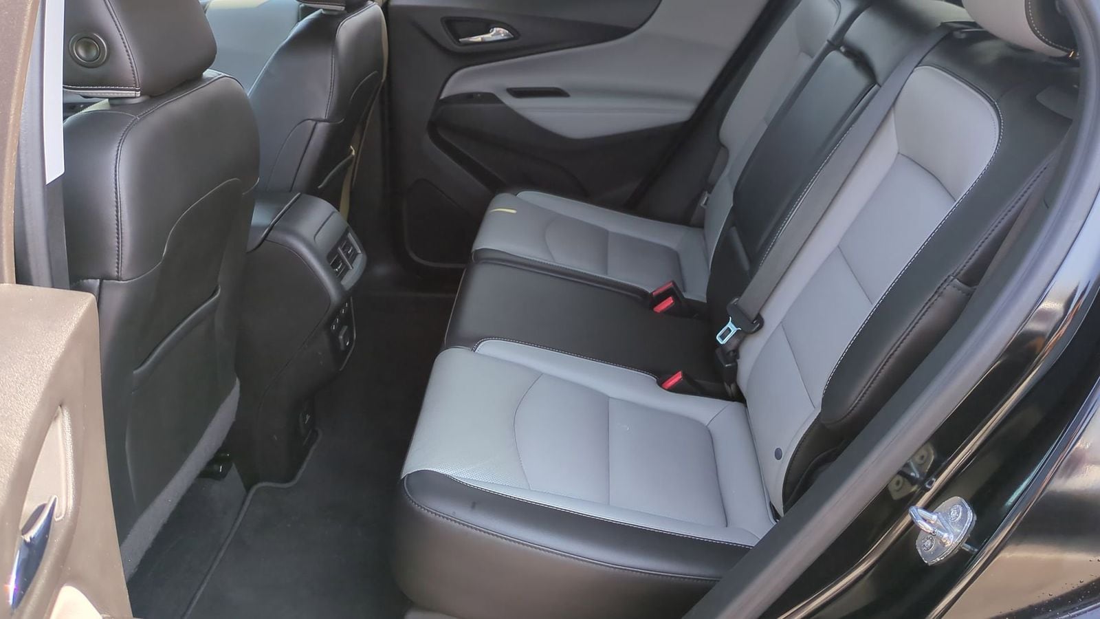 Thumbnail: 2020 Chevrolet Equinox - 20