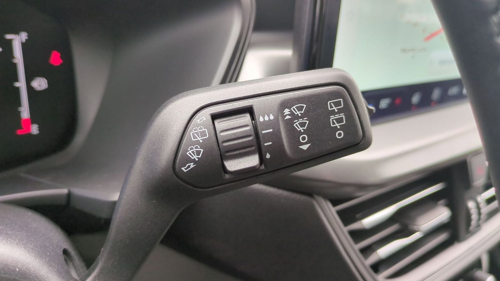 Thumbnail: 2025 Ford Escape - 24