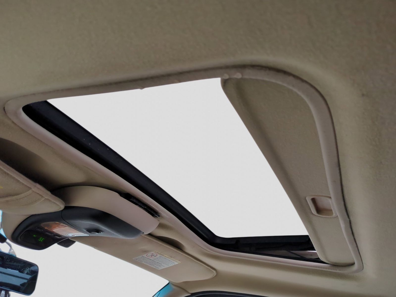 Thumbnail: 2003 Ford Explorer Sport Trac - 20