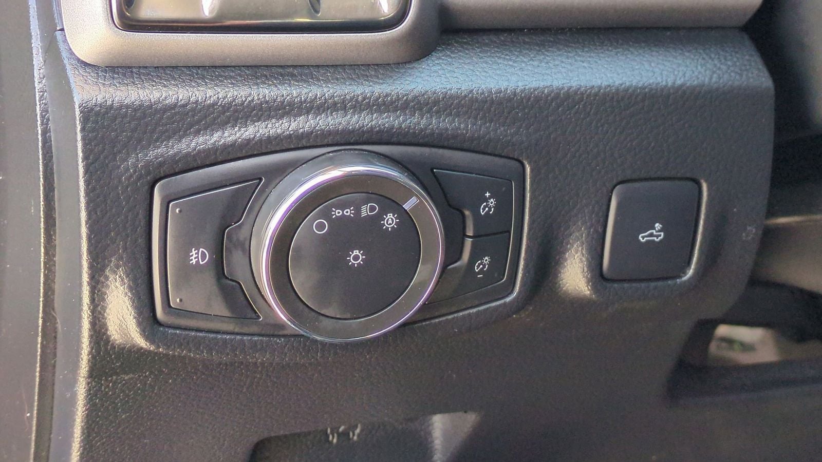 Thumbnail: 2023 Ford Ranger - 19