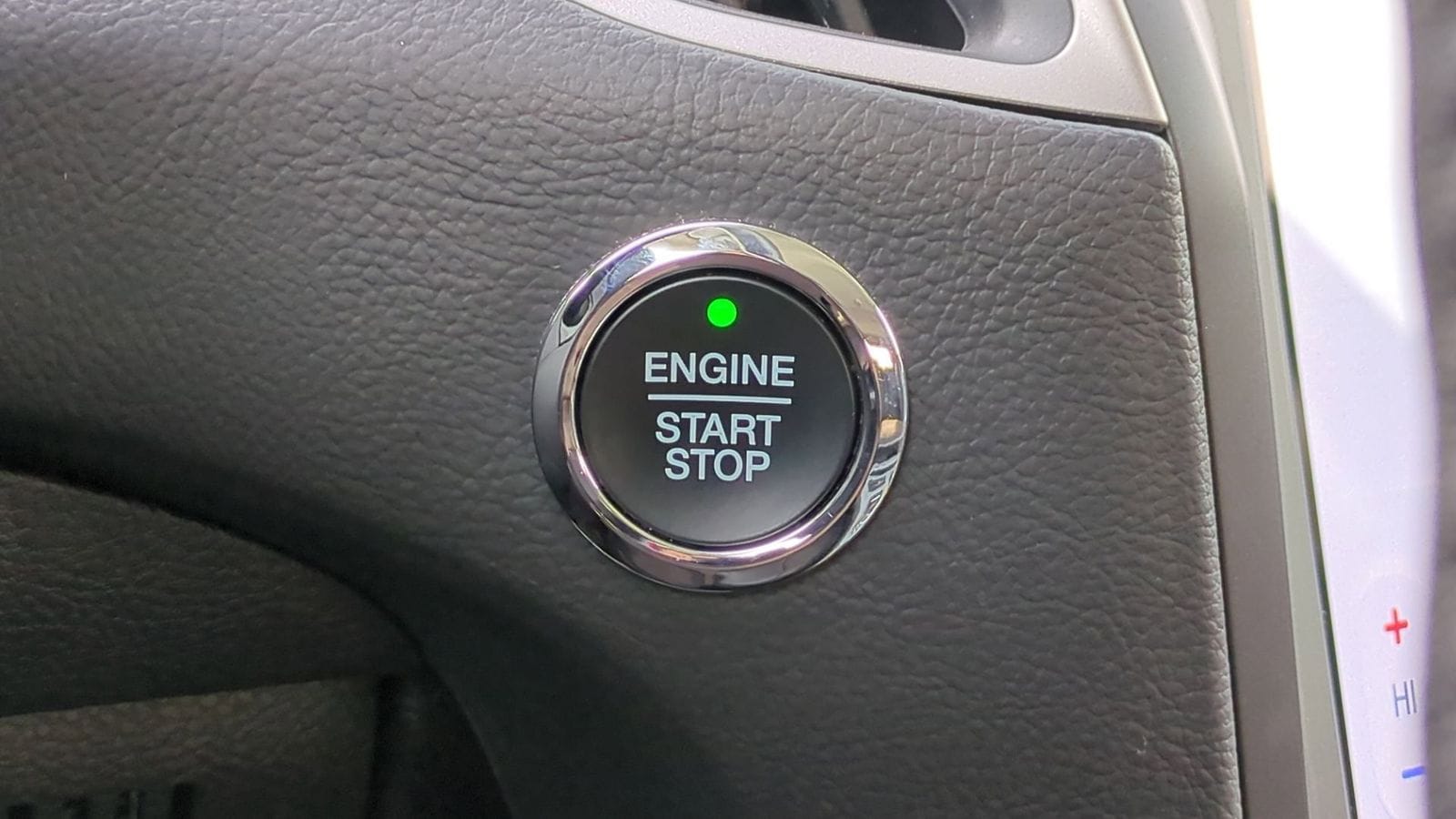 Thumbnail: 2021 Ford Edge - 27