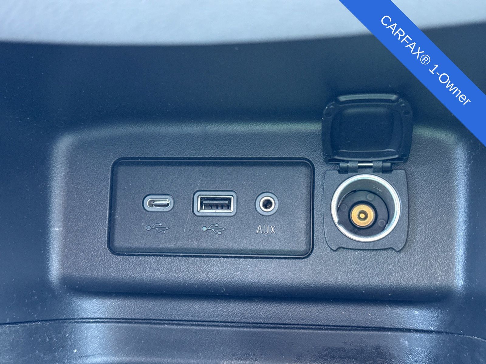 Thumbnail: 2020 Chevrolet Equinox - 29