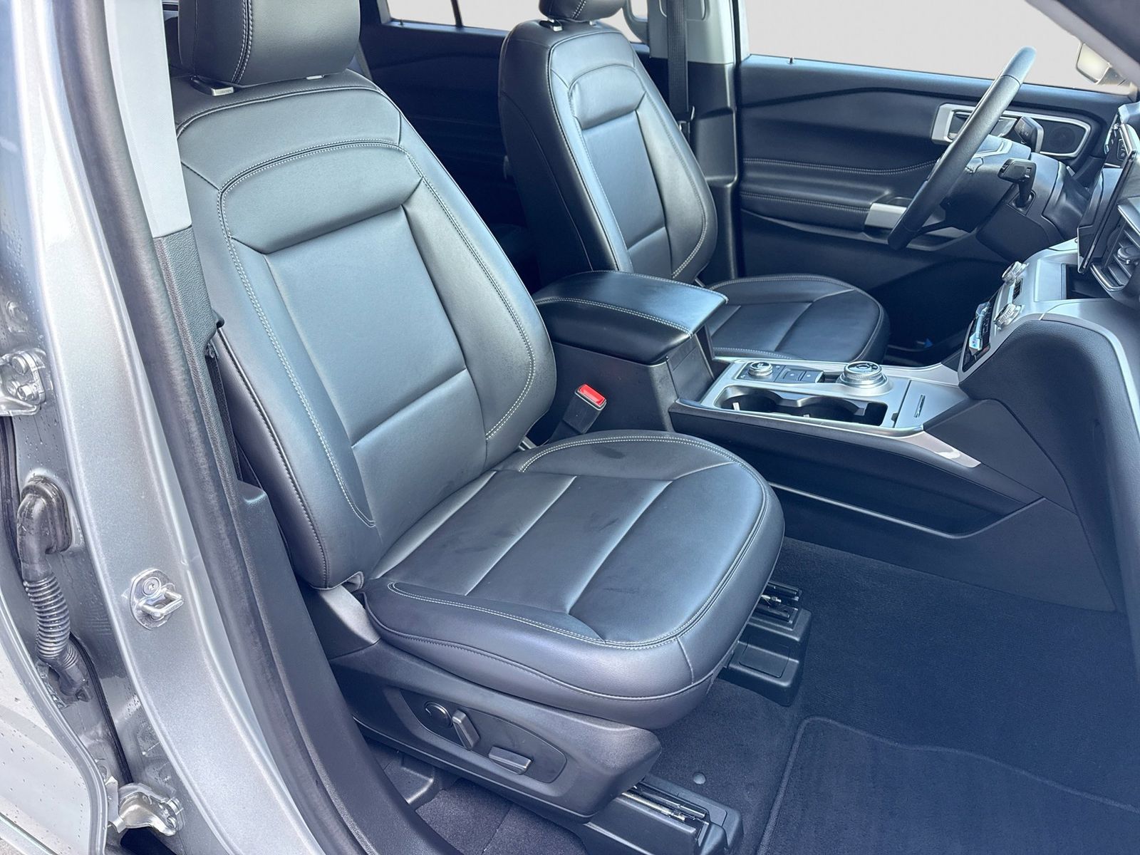 Thumbnail: 2024 Ford Explorer - 24