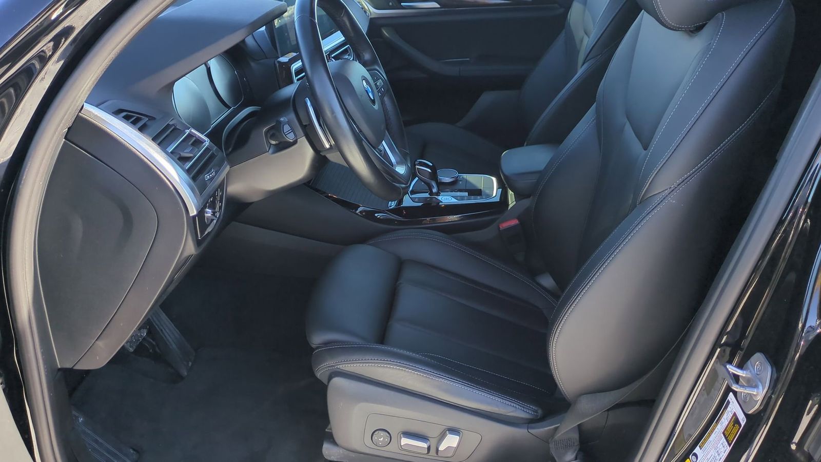 Thumbnail: 2022 BMW X3 - 15