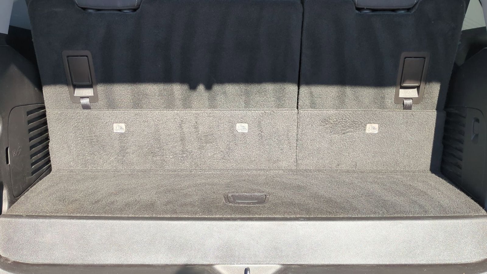 Thumbnail: 2015 Chevrolet Tahoe - 29