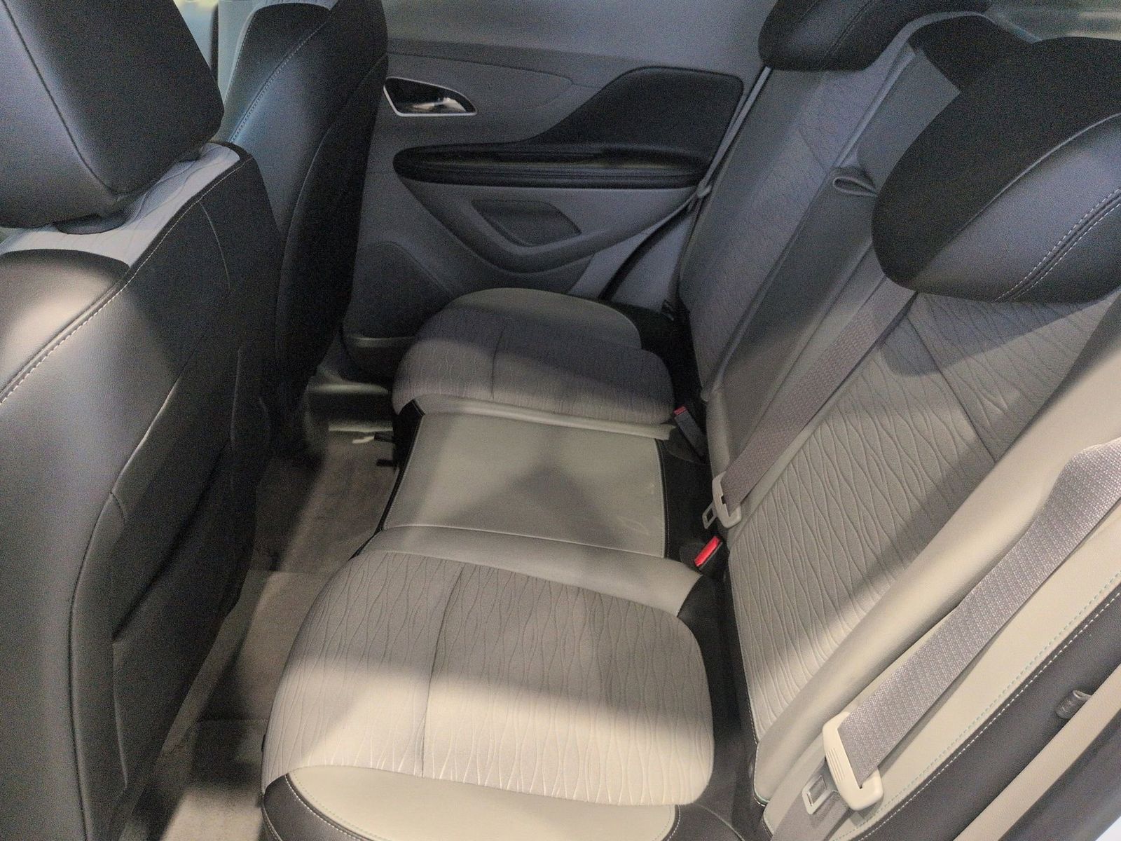 Thumbnail: 2016 Buick Encore - 23