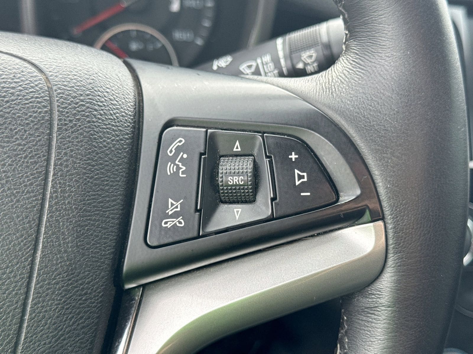 Thumbnail: 2015 Chevrolet Malibu - 24