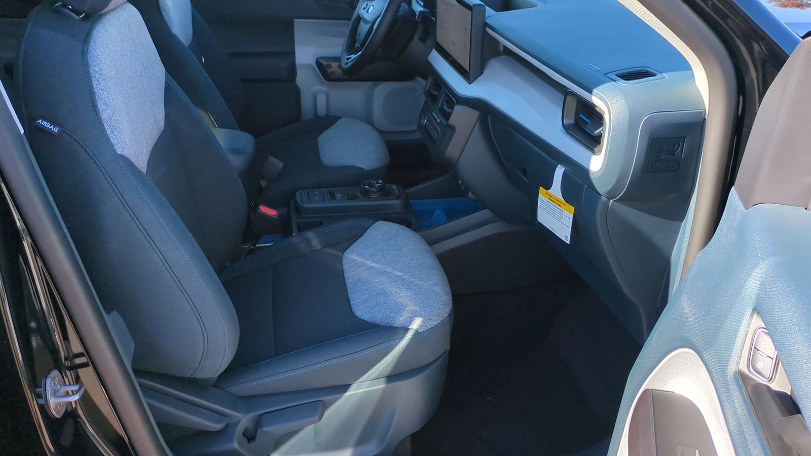 Thumbnail: 2025 Ford Maverick - 18