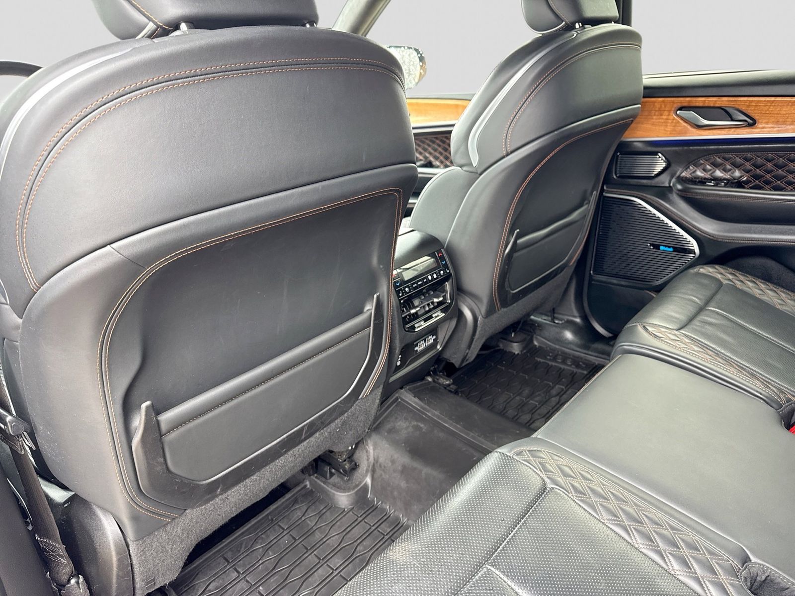 Thumbnail: 2021 Jeep Grand Cherokee L - 18