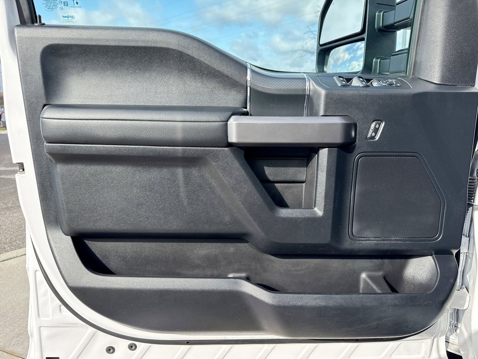 Thumbnail: 2020 Ford F-150 - 32