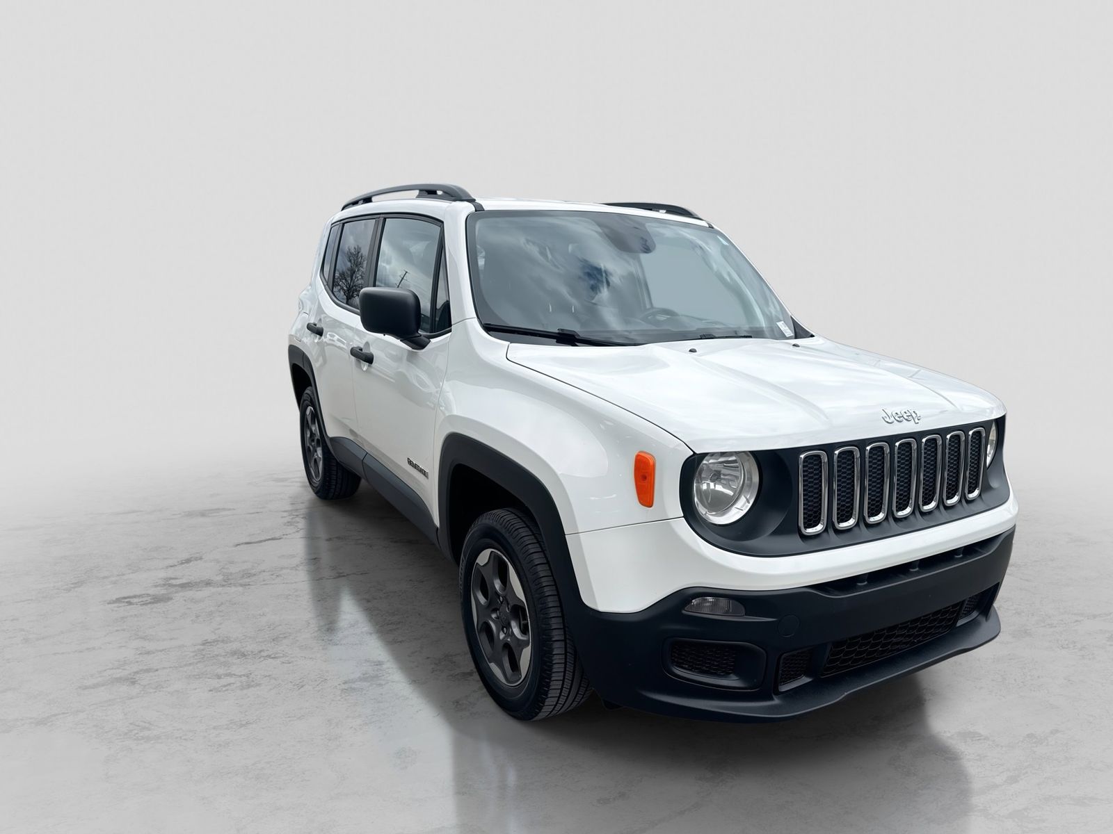 Thumbnail: 2018 Jeep Renegade - 10