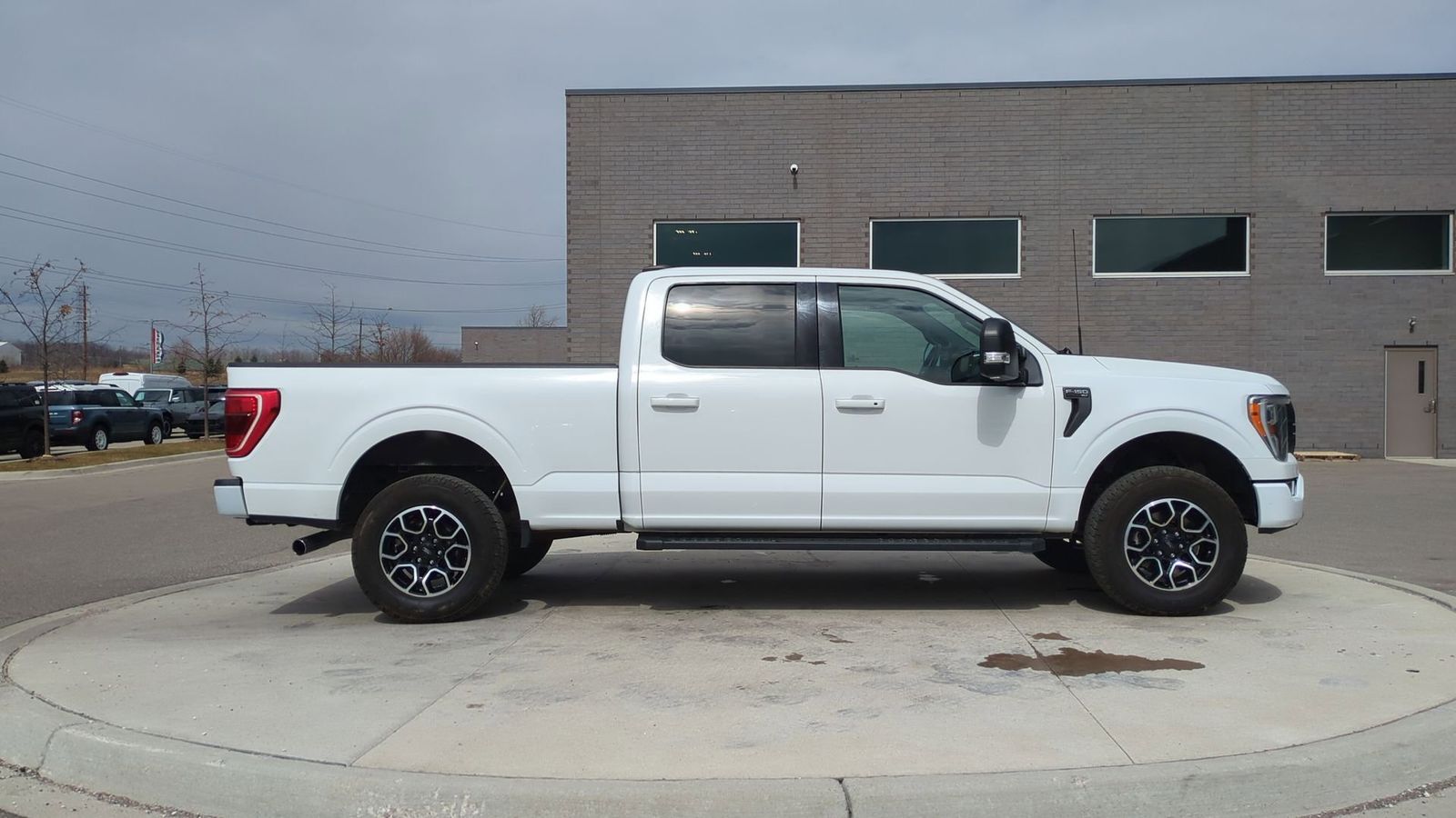 2021 Ford F-150 XLT 8
