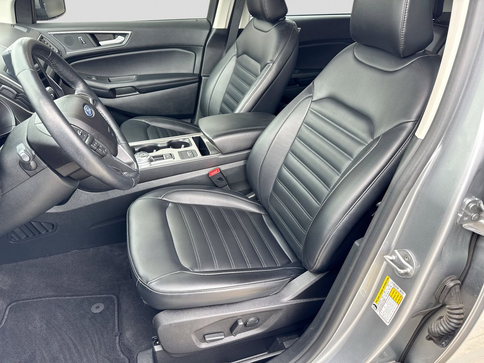 Thumbnail: 2023 Ford Edge - 18