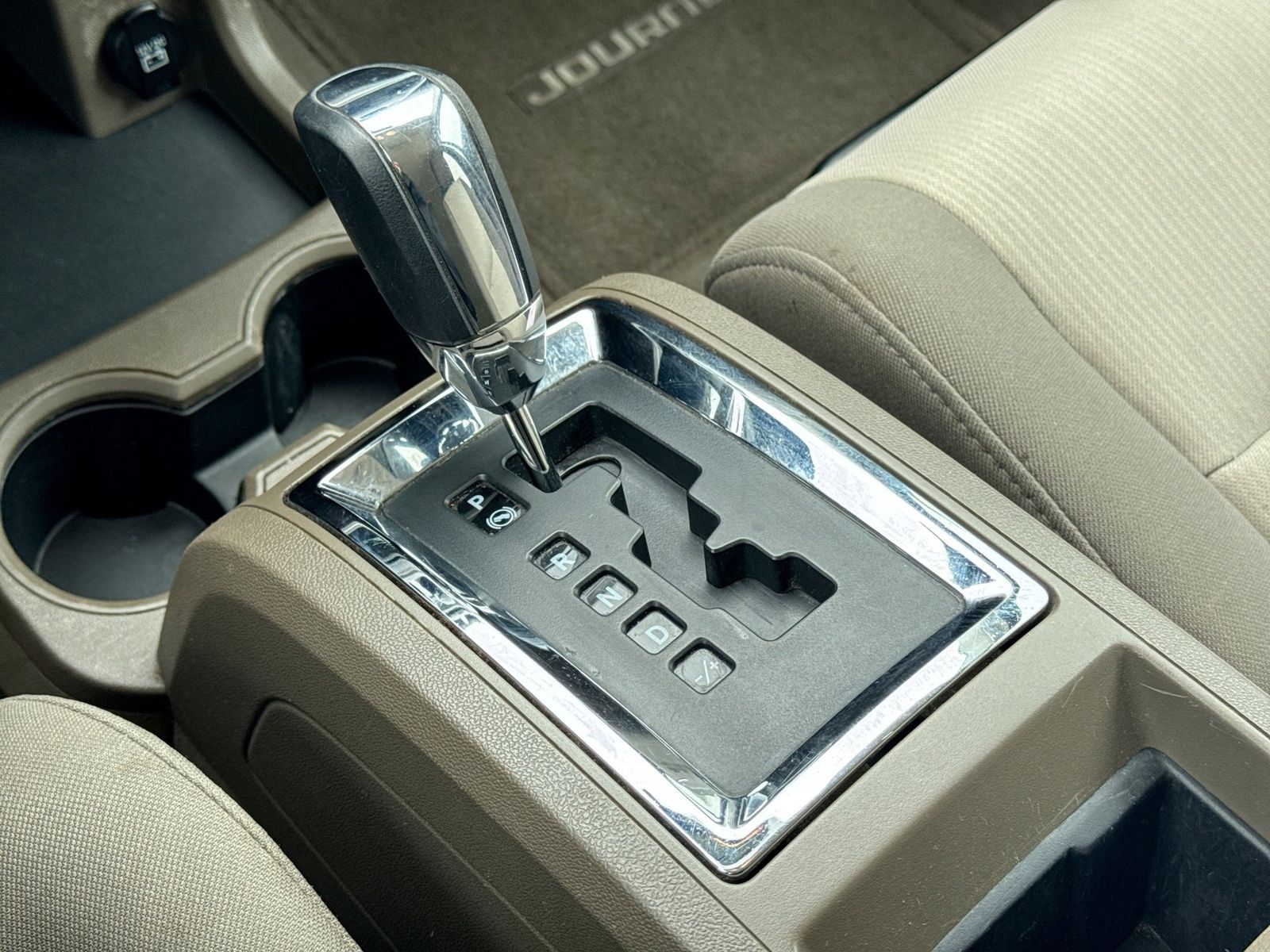 Thumbnail: 2009 Dodge Journey - 32