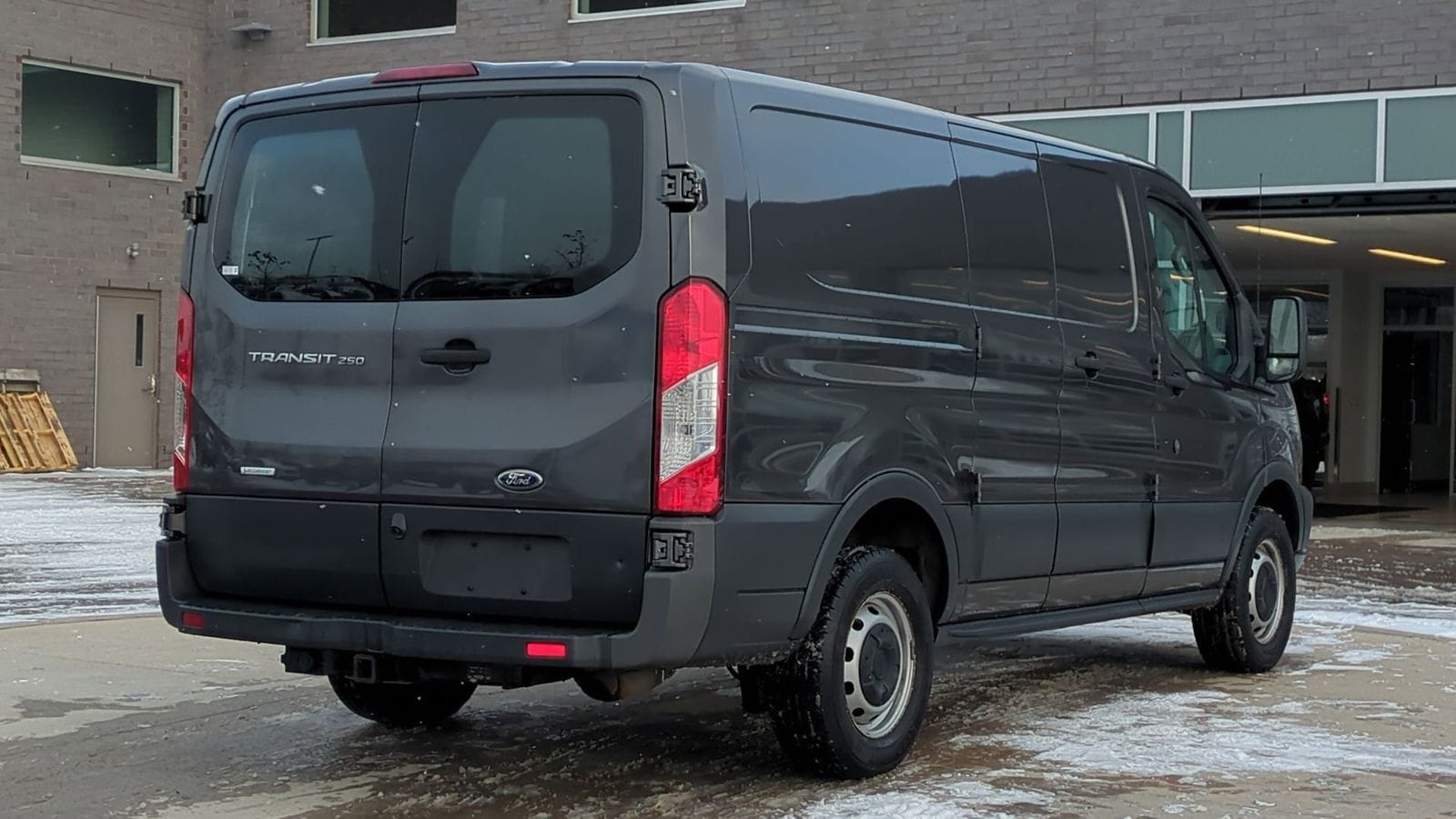 Thumbnail: 2017 Ford Transit Series - 8