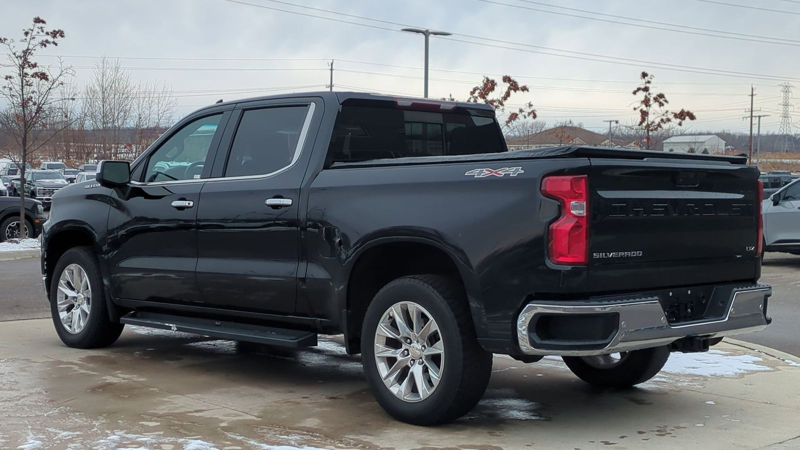 Thumbnail: 2019 Chevrolet Silverado 1500 - 3