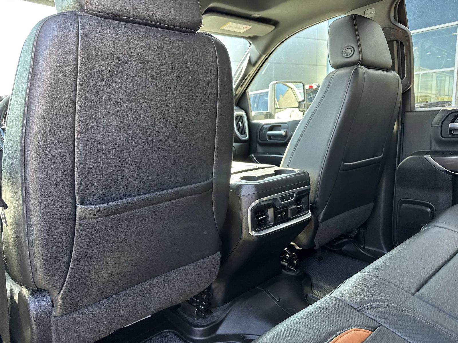 Thumbnail: 2021 GMC Sierra 2500 - 22