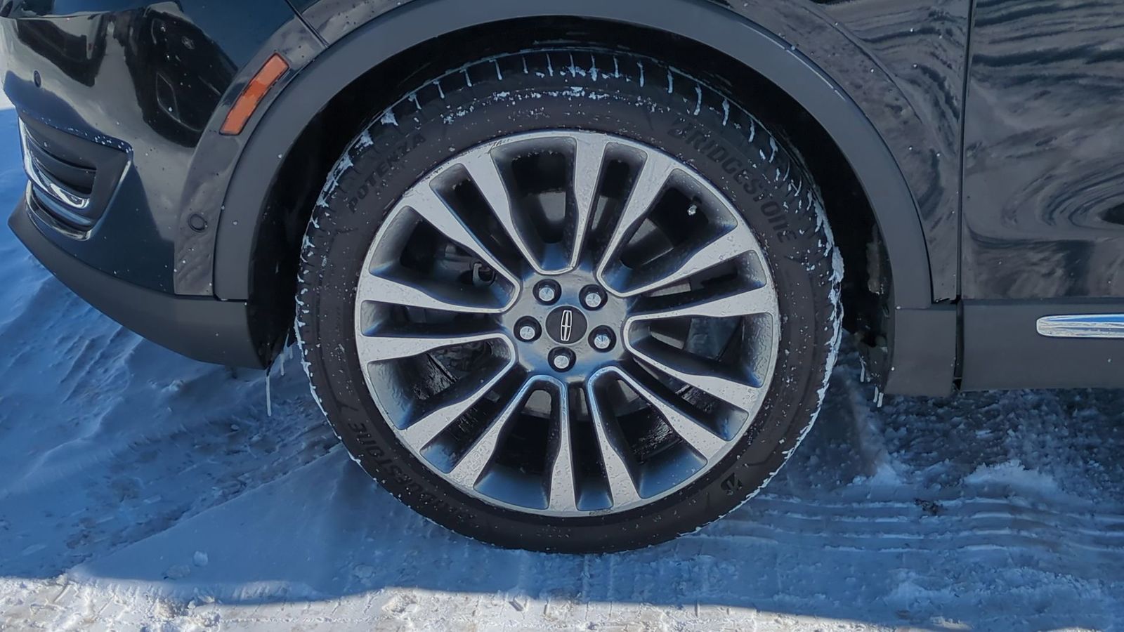 Thumbnail: 2016 Lincoln MKX - 14