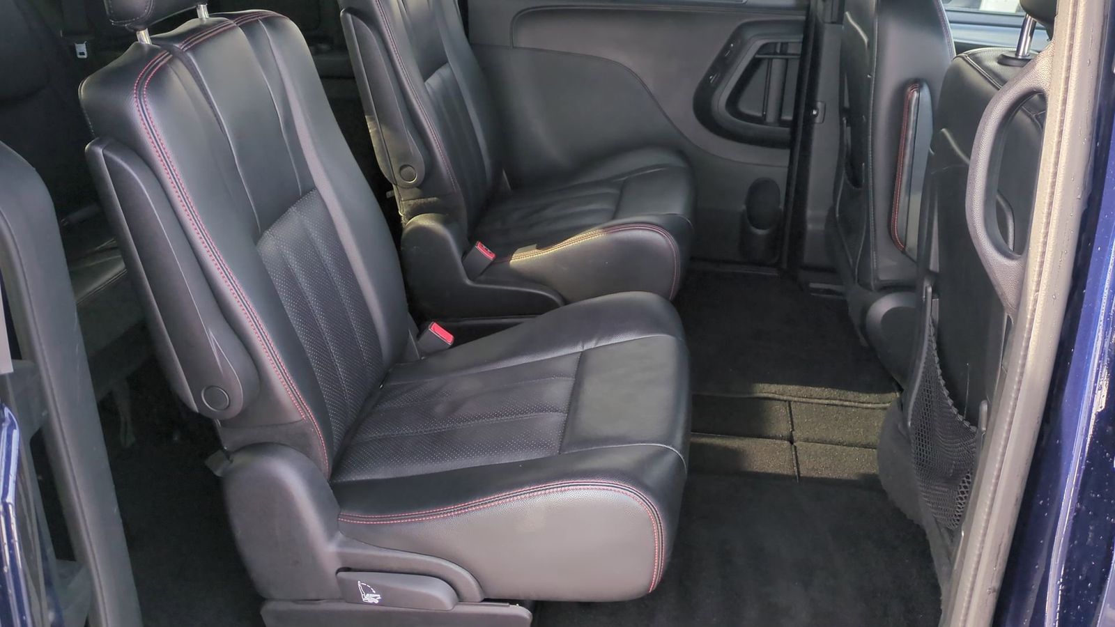 Thumbnail: 2013 Dodge Grand Caravan - 23