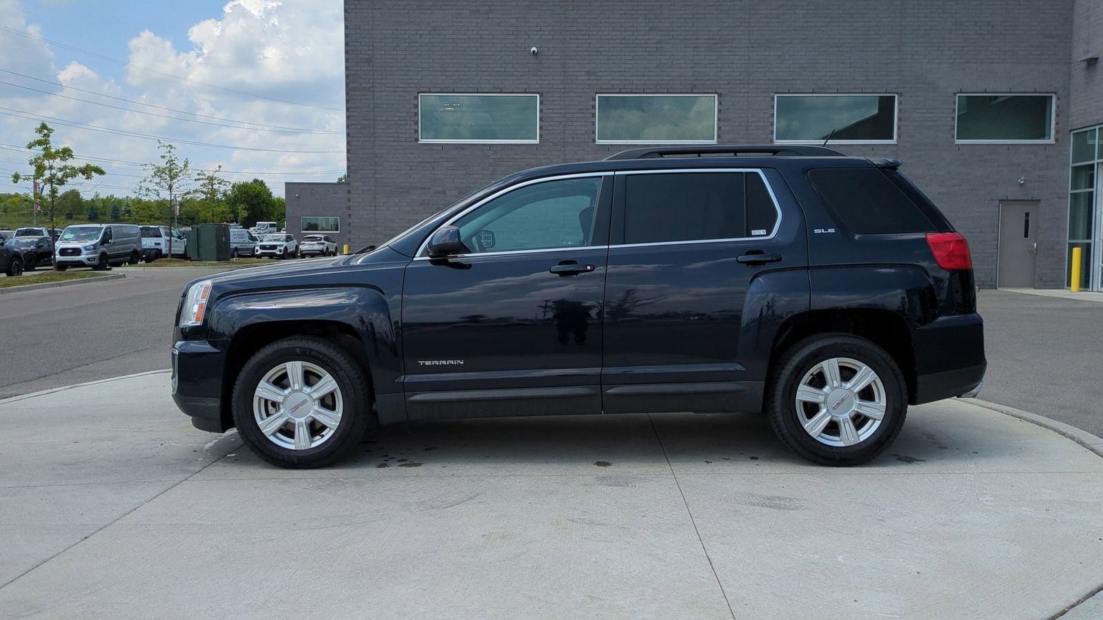Thumbnail: 2016 GMC Terrain - 2