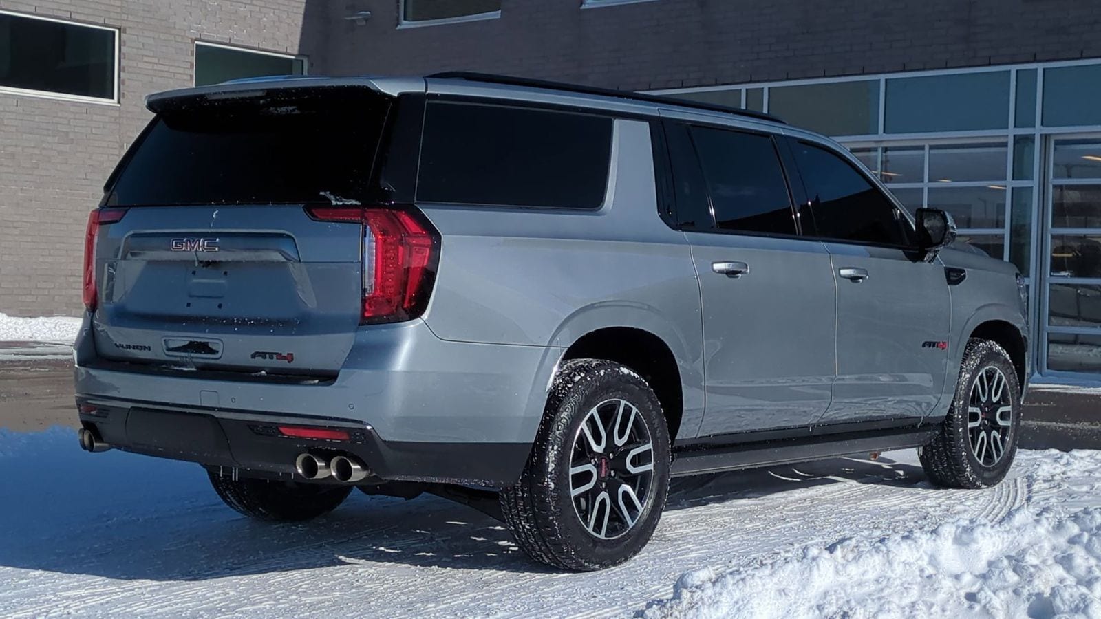 Thumbnail: 2023 GMC Yukon XL - 7