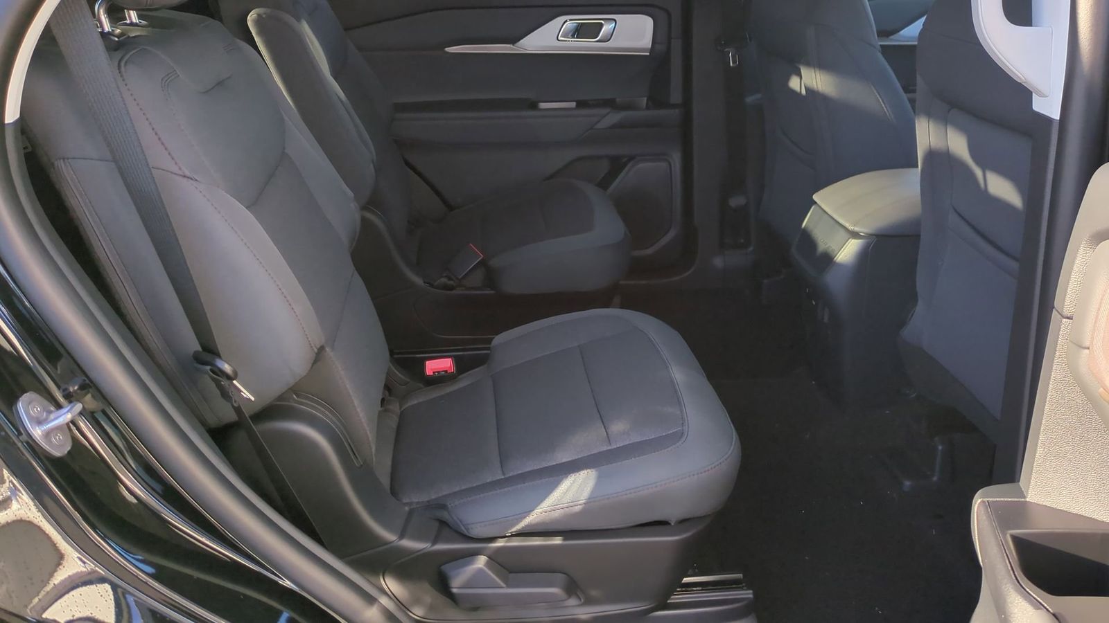 Thumbnail: 2026 Ford Explorer - 17