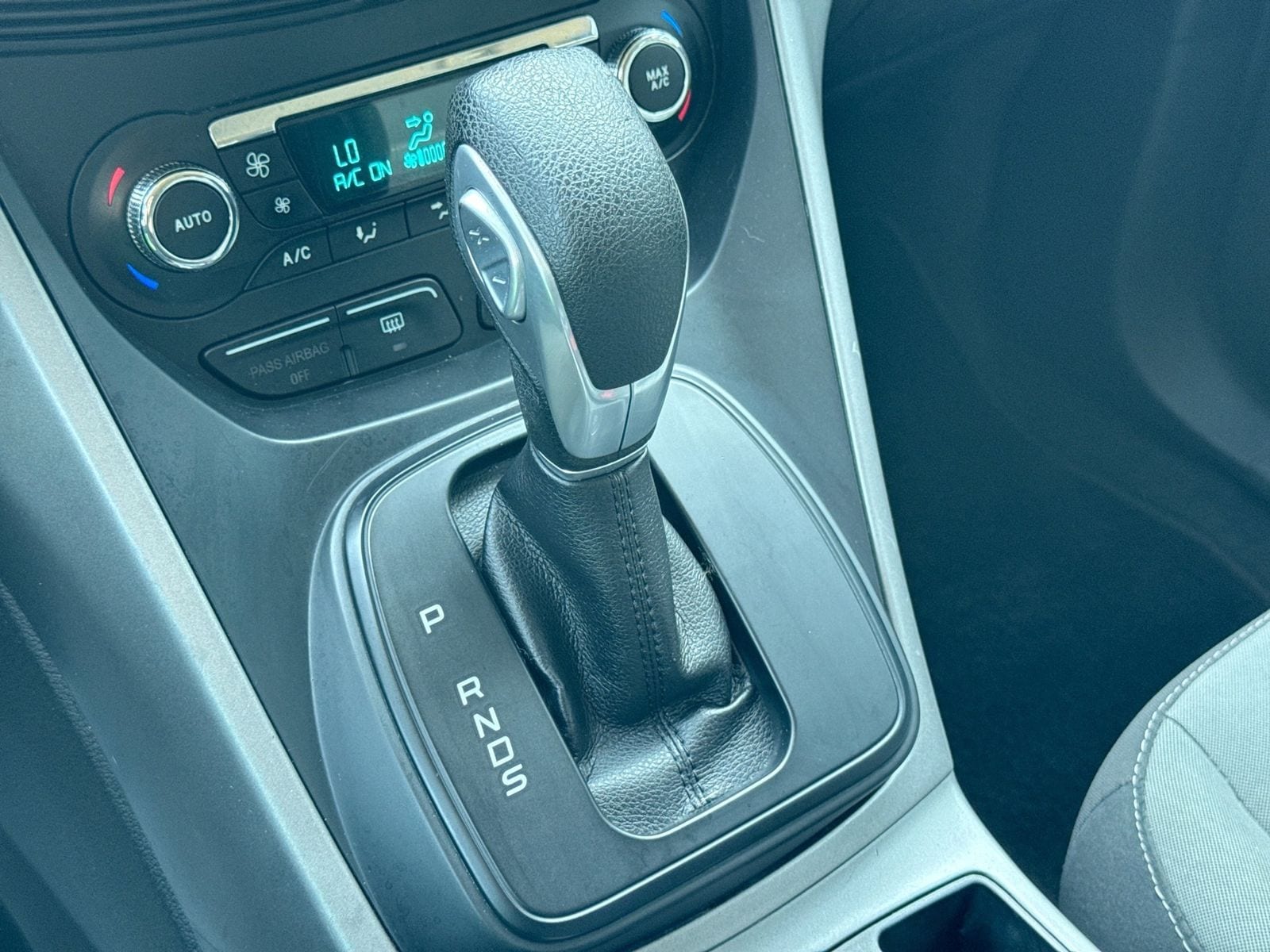 Thumbnail: 2014 Ford Escape - 32