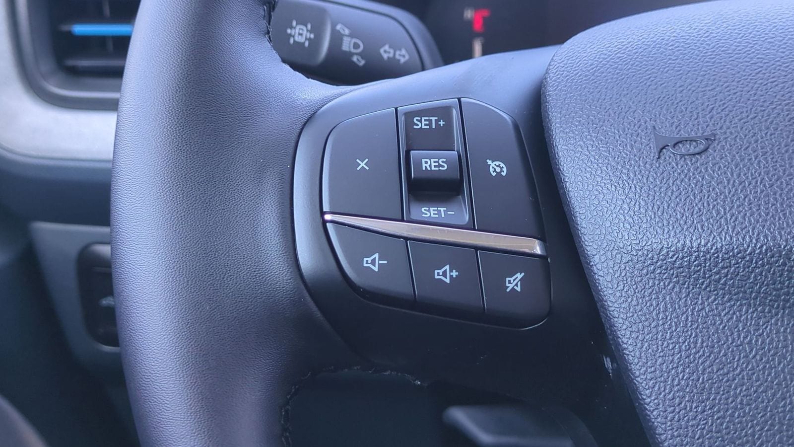 Thumbnail: 2025 Ford Maverick - 23